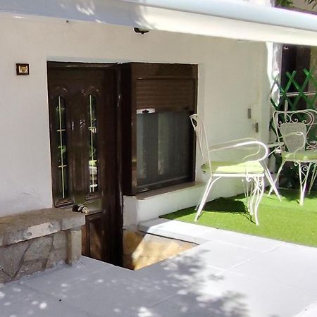 Ευρύχωρο Και Άνετο Διαμέρισμα Στην Ιτέα Joanna'S Apartment Kirra Exterior photo
