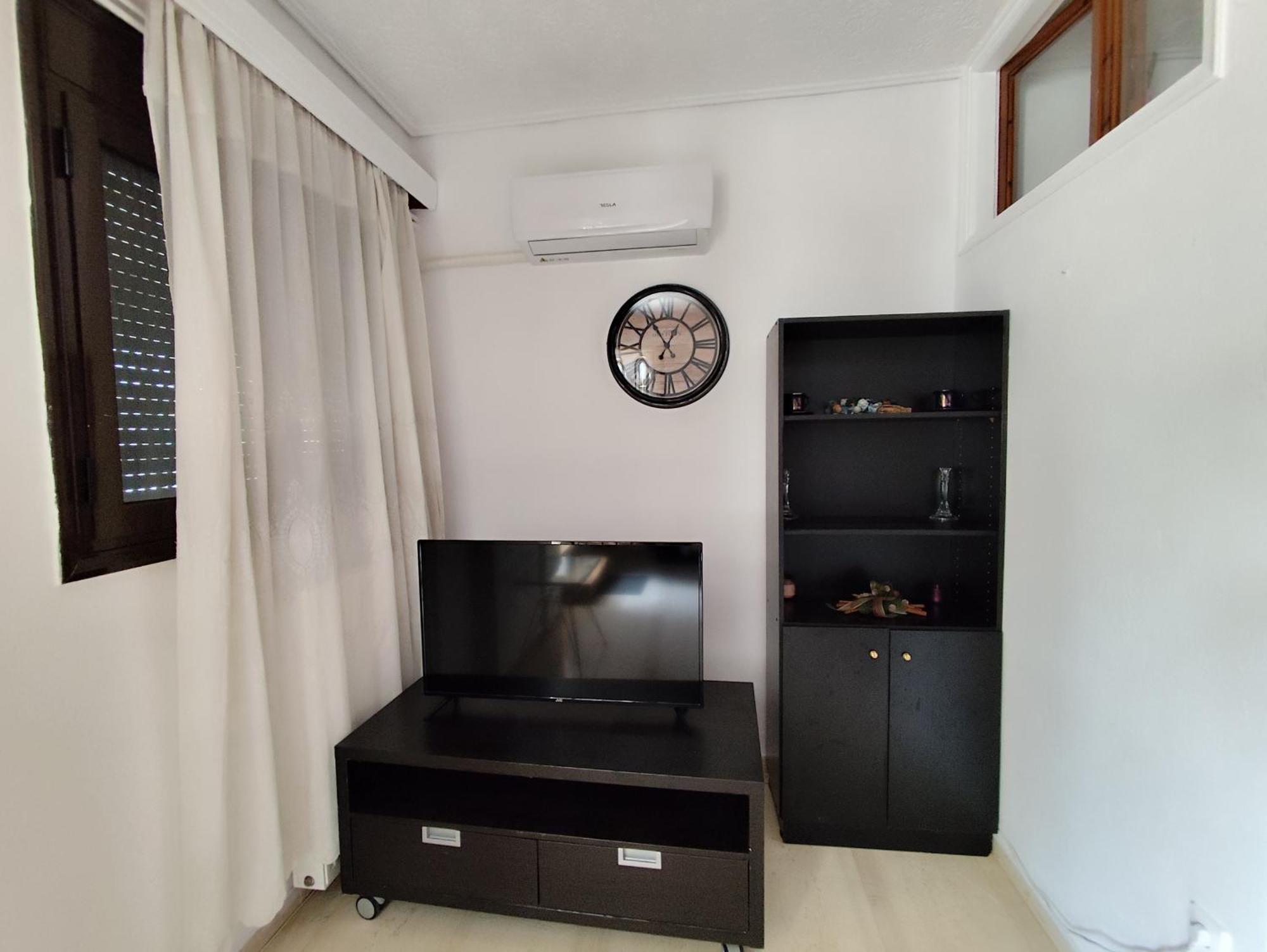 Ευρύχωρο Και Άνετο Διαμέρισμα Στην Ιτέα Joanna'S Apartment Kirra Exterior photo